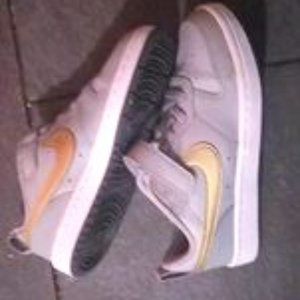 Nike Boys' Court Borough Low 2 Shoes Gray/Gold Size 13C